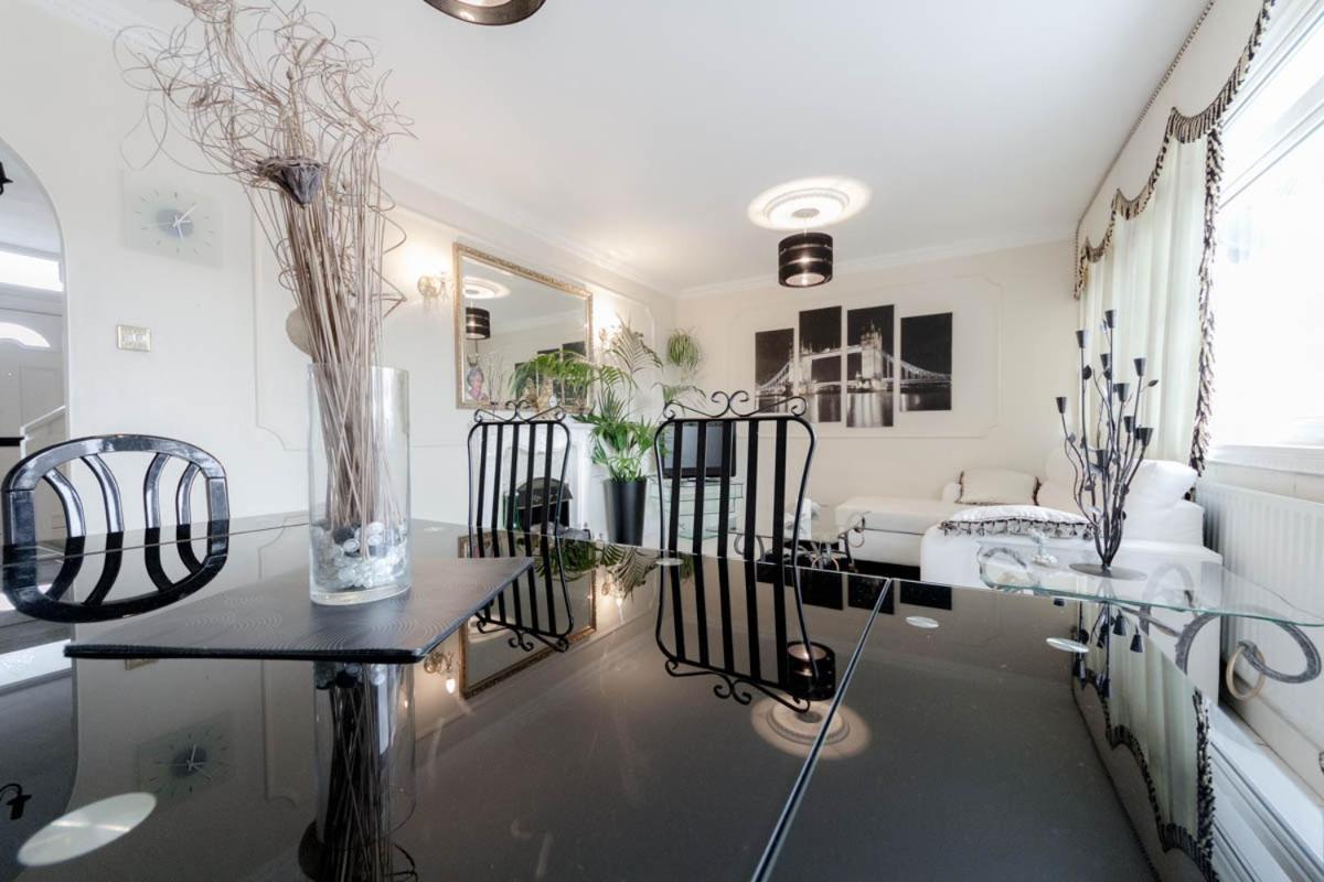 Juzz Holiday Lets Londres Extérieur photo